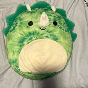 Rocio the Triceratops Squishmallow